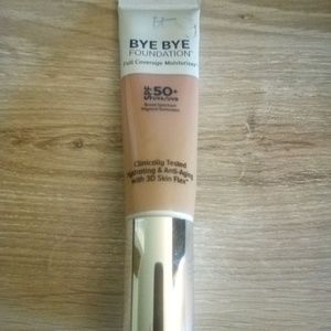 It bye bye foundation shade tan